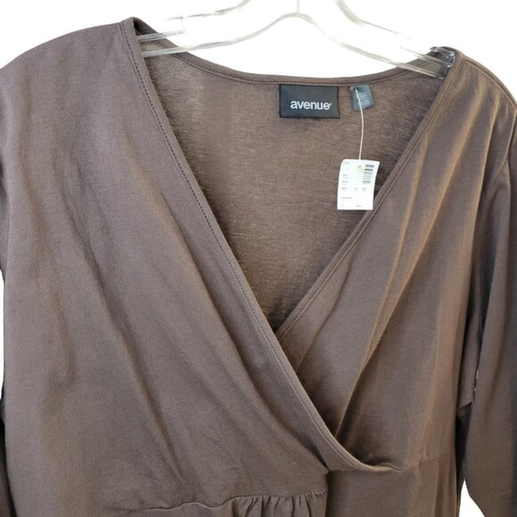AVENUE 3/4 Sleeve  Top - Picture 2 of 4